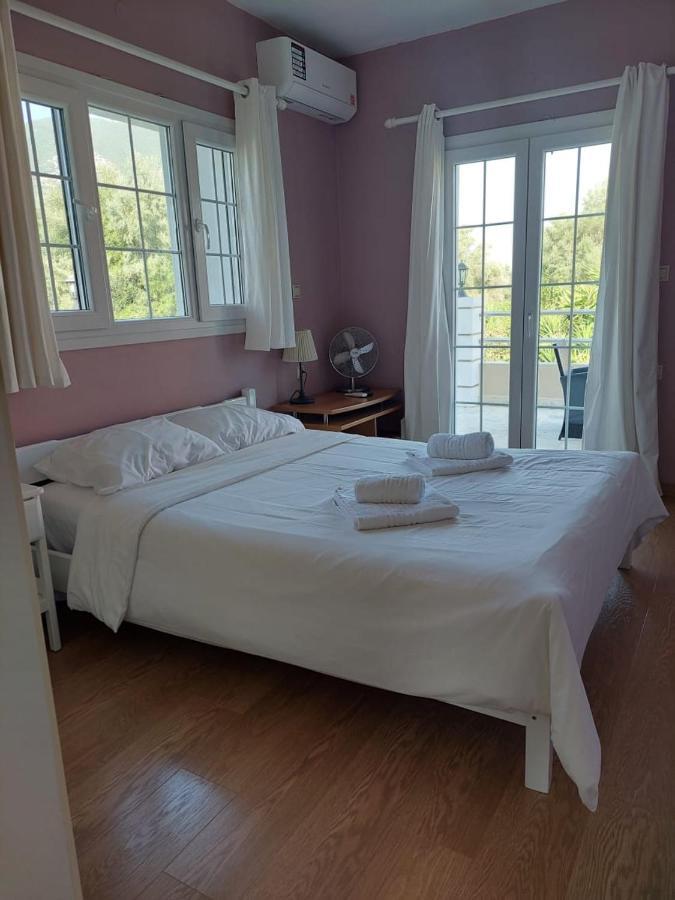 Villa Morris Нидри Екстериор снимка